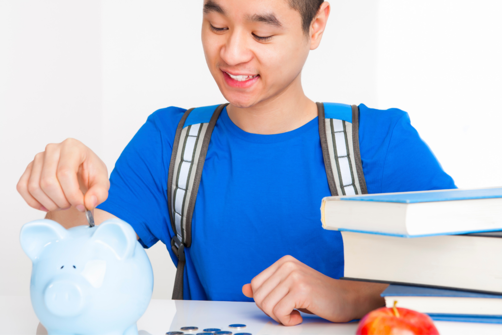 Ways For College Students To Save Money